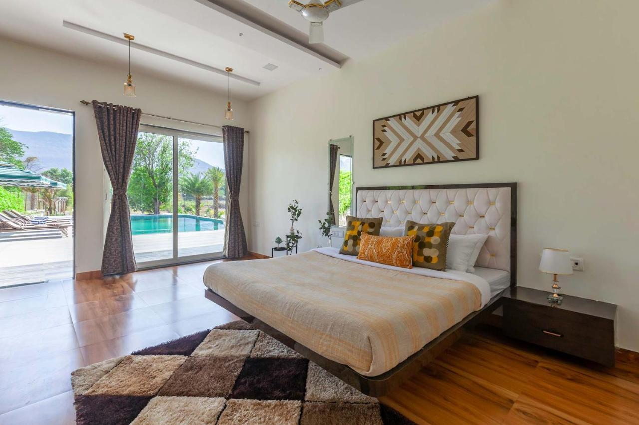 Natures Odyssey By Stayvista - Amidst Lush Greenery With Outdoor Pool And Indoor Activities Chinchavli Eksteriør bilde
