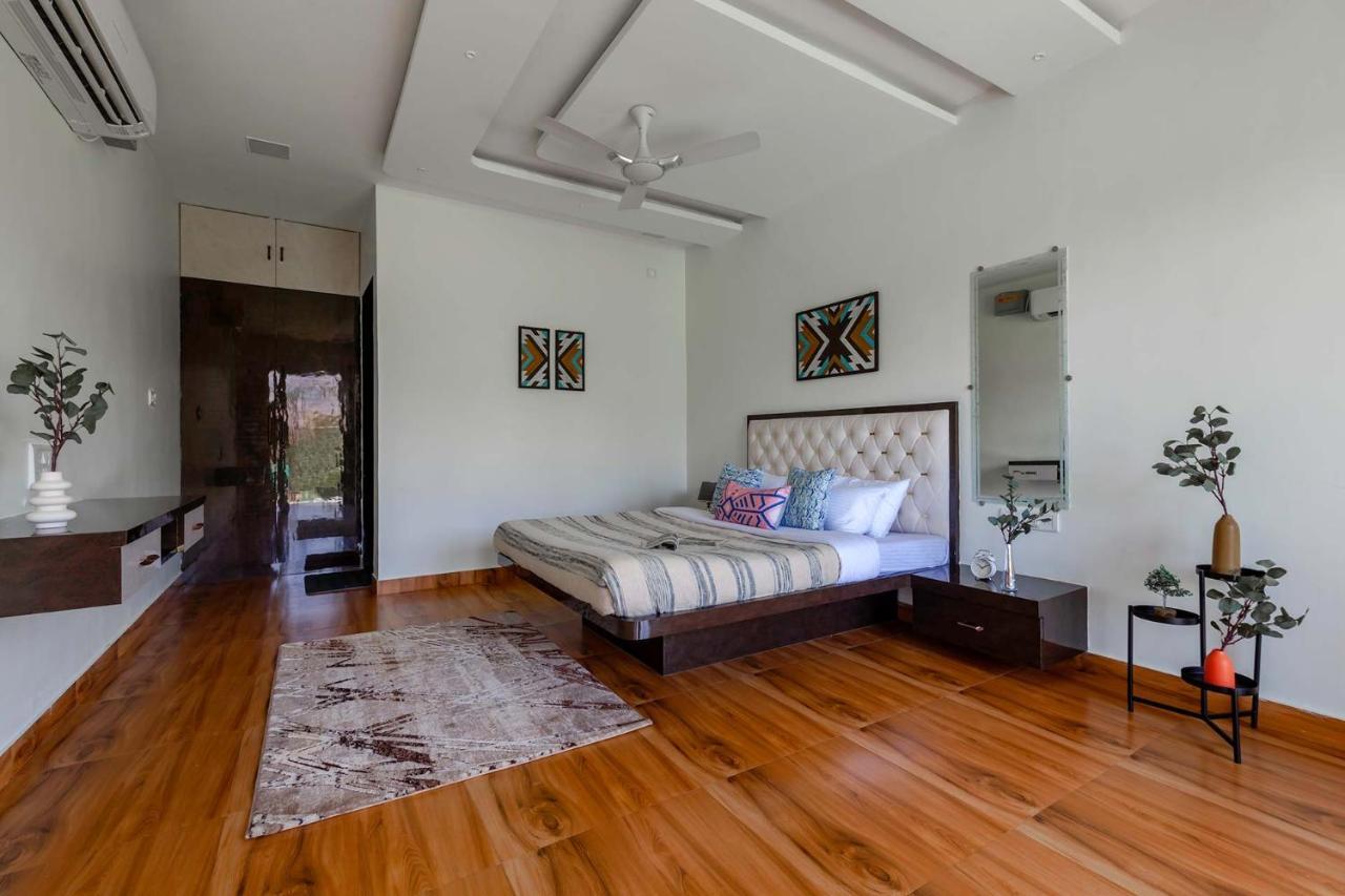 Natures Odyssey By Stayvista - Amidst Lush Greenery With Outdoor Pool And Indoor Activities Chinchavli Eksteriør bilde